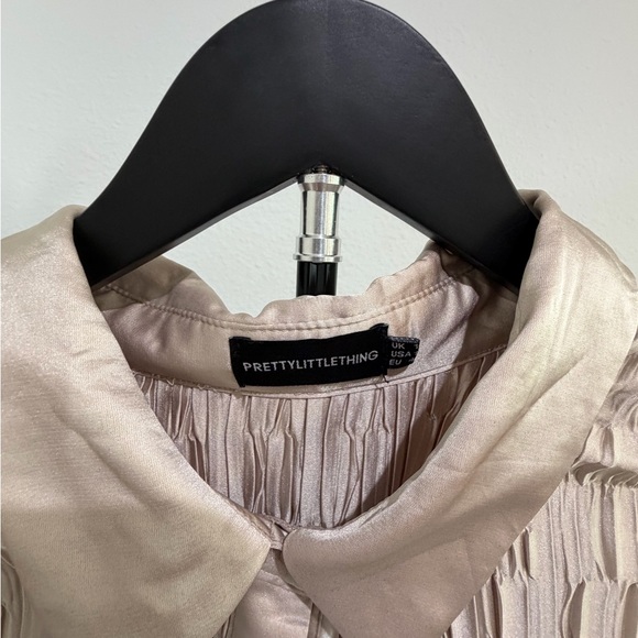 PrettyLittleThing Pleated Satin Shirt in Taupe - Picture 3 of 3